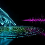 من لمسة يد إلى همسة صوت: كيف تبني الواجهات متعددة الأنماط جيلاً جديداً من التجارب الرقمية